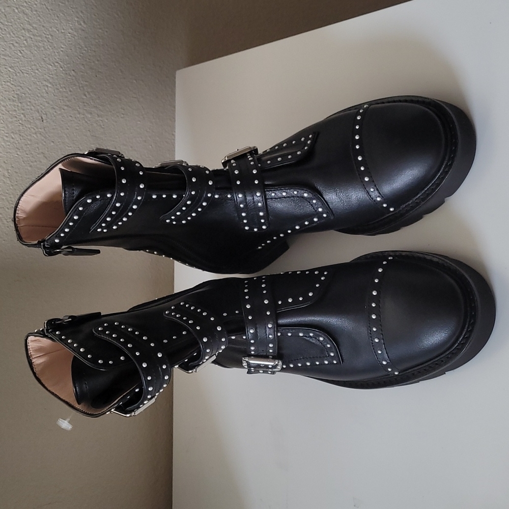 Stuart Weitzman Jesse boots